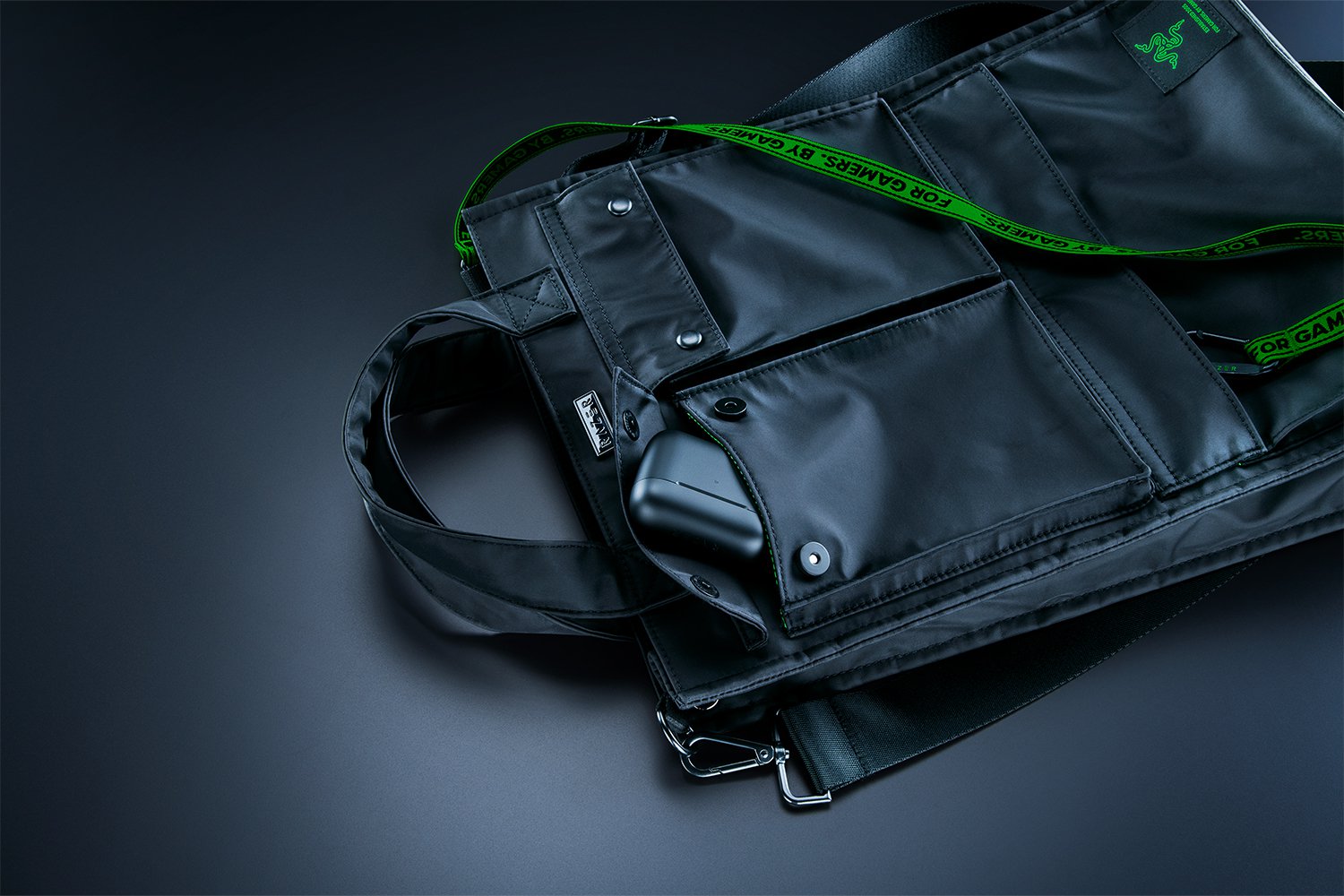Razer-Xanthus-Tote-Bag-envisimple-04.jpg